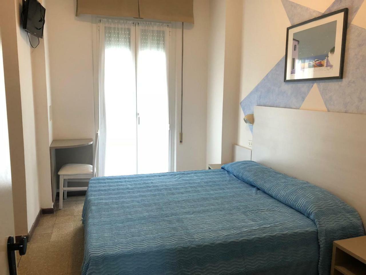 Alevon Hotel ريميني المظهر الخارجي الصورة